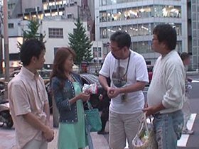 街中で見かける生活感漂う人妻のおマ○コに挿入！ オバさんナンパ4時間3 サンプル動画サムネイル